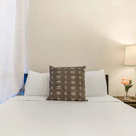 Stunning 4BR Condo Near French Quarter New Orleans Zimmer foto
