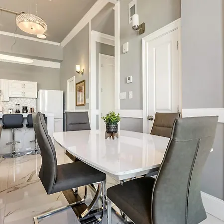 Stunning 4BR Condo Near French Quarter New Orleans Zimmer foto