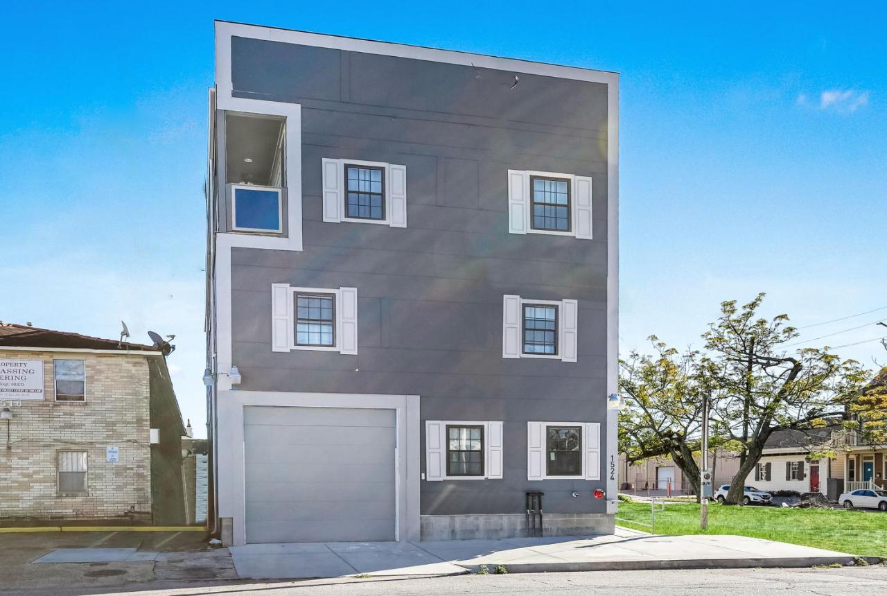 Stunning 4br Near French Quarter