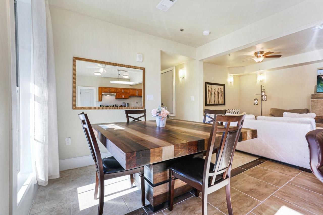 Stunning Near French Quarter Apartment *