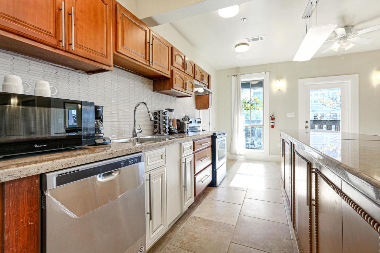 Apartment Stunning Near French Quarter New Orleans