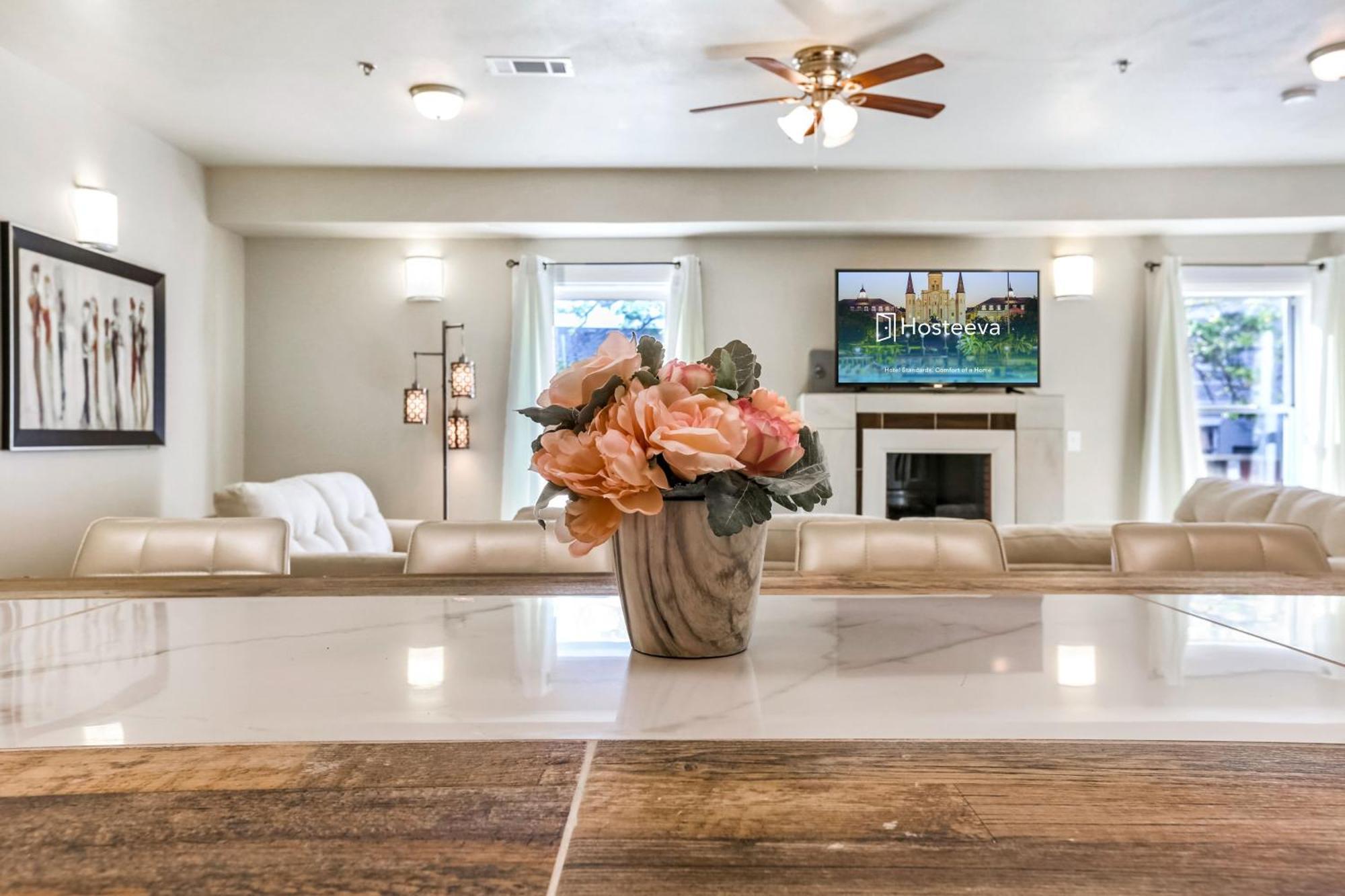 Stunning Near French Quarter Apartment New Orleans